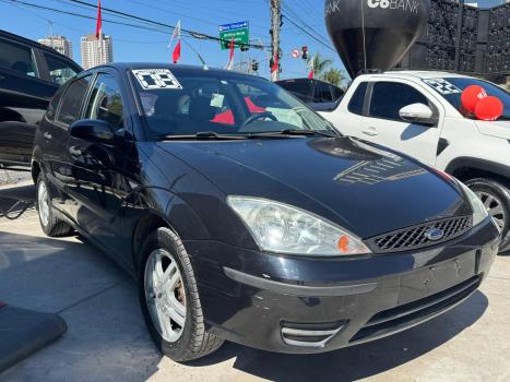 FORD Focus Hatch 2.0 16V 4P GHIA AUTOMTICO, Foto 6