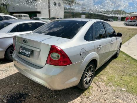 FORD Focus Sedan 1.6 4P GLX, Foto 2