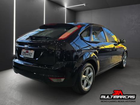 FORD Focus Sedan 1.6 16V 4P GL FLEX, Foto 2