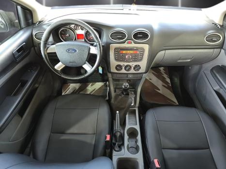 FORD Focus Sedan 1.6 16V 4P GL FLEX, Foto 6