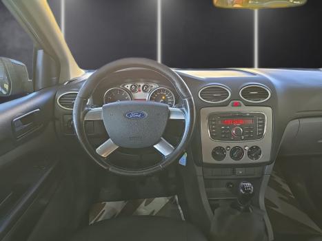 FORD Focus Sedan 1.6 16V 4P GL FLEX, Foto 8