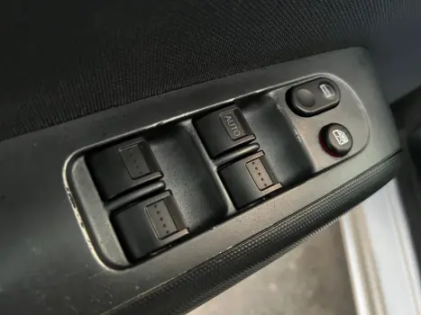 HONDA Fit 1.4 16V 4P LX, Foto 10