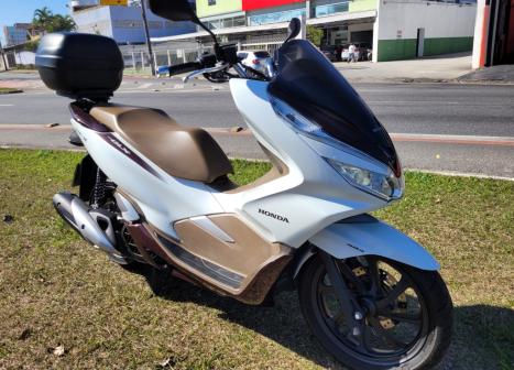 HONDA PCX 150 DLX, Foto 3