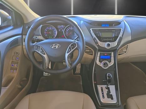 HYUNDAI Elantra 1.8 16V 4P, Foto 9
