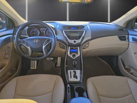 HYUNDAI Elantra 1.8 16V 4P, Foto 10