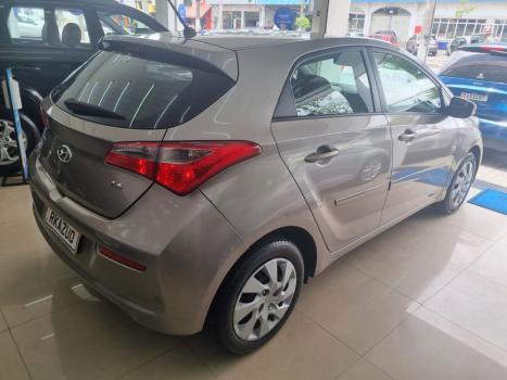 HYUNDAI HB 20 Hatch 1.6 16V 4P FLEX COMFORT, Foto 10