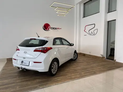 HYUNDAI HB 20 Hatch 1.6 16V 4P COMFORT STYLE FLEX, Foto 6