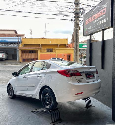 HYUNDAI HB 20 Sedan 1.6 16V 4P FLEX COMFORT PLUS, Foto 4