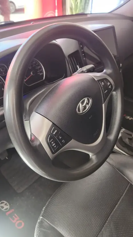 HYUNDAI I30 2.0 16V 4P, Foto 12