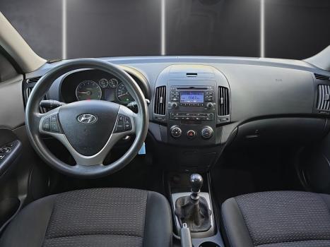 HYUNDAI I30 2.0 16V 4P GLS, Foto 9