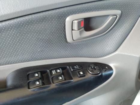 HYUNDAI Tucson 2.7 V6 4P GLS 4WD AUTOMTICO, Foto 17