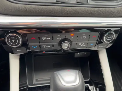 JEEP Commander 2.0 16V 4P TD380 LIMITED TURBO DIESEL AUTOMTICO, Foto 39