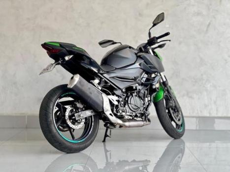 KAWASAKI Z 400 ABS, Foto 2