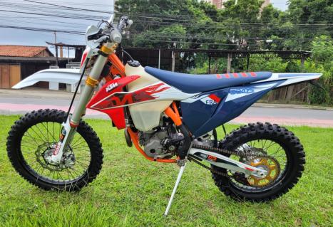 KTM 350 EXC-F SIX DAYS , Foto 4