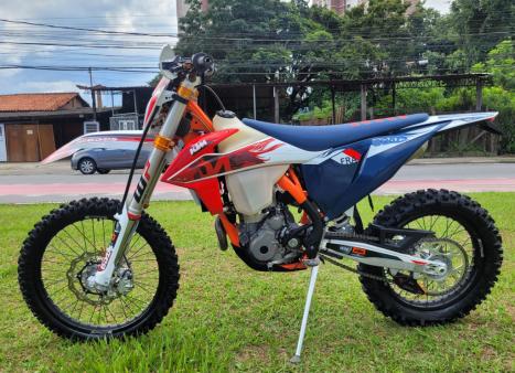 KTM 350 EXC-F SIX DAYS , Foto 4