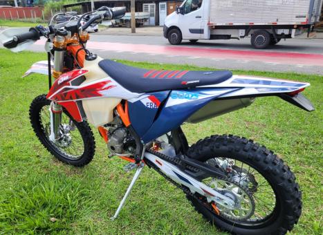 KTM 350 EXC-F SIX DAYS , Foto 6