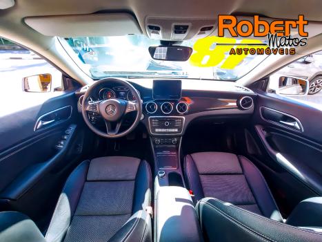 MERCEDES-BENZ CLA 180 1.6 16V 4P CGI TURBO 7G-TRONIC DCT AUTOMTICO, Foto 4