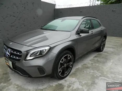 MERCEDES-BENZ GLA 200 1.6 16V 4P FLEX CGI NIGHT TURBO AUTOMTICO, Foto 3