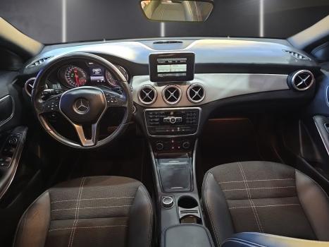 MERCEDES-BENZ GLA 200 1.6 16V 4P CGI STYLE TURBO AUTOMTICO, Foto 2