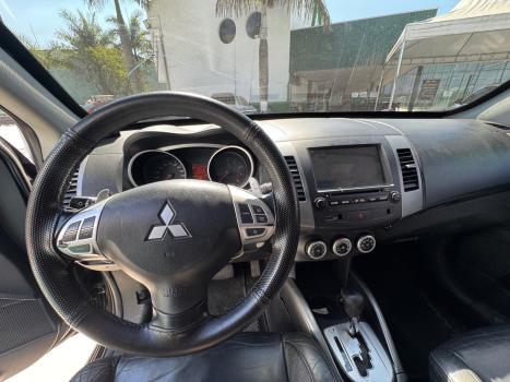 MITSUBISHI Outlander 3.0 V6 24V 4P 4X4 AUTOMTICO, Foto 12