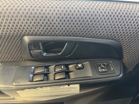 MITSUBISHI Pajero TR4 2.0 16V 4P, Foto 6