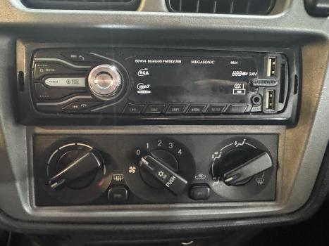 MITSUBISHI Pajero TR4 2.0 16V 4P, Foto 9