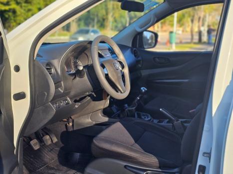 NISSAN Frontier , Foto 7