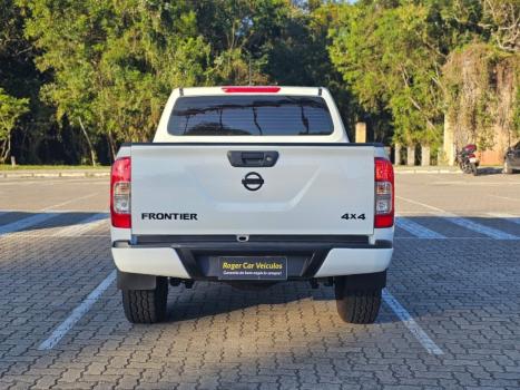 NISSAN Frontier , Foto 9