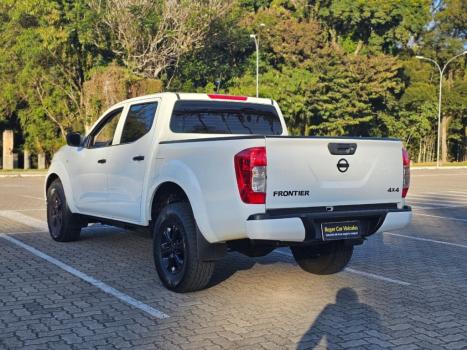 NISSAN Frontier , Foto 10