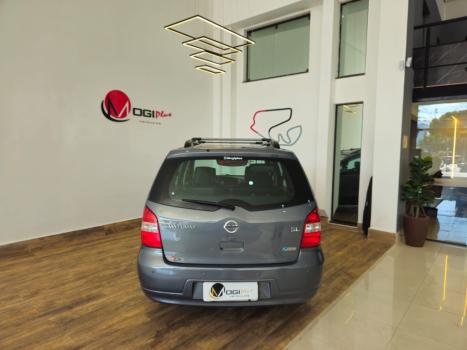 NISSAN Grand Livina 1.8 16V 4P SL FLEX AUTOMTICO, Foto 5