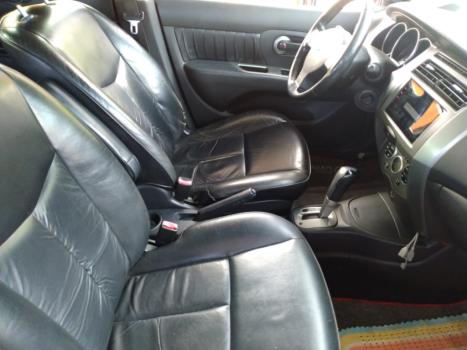 NISSAN Grand Livina 1.8 16V 4P SL FLEX AUTOMTICO, Foto 9