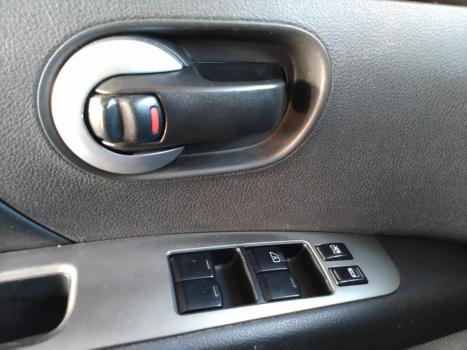 NISSAN Grand Livina 1.8 16V 4P SL FLEX AUTOMTICO, Foto 8