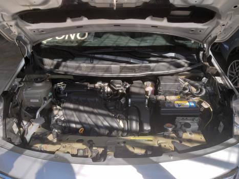 NISSAN Versa Sedan 1.6 16V 4P UNIQUE FLEX XTRONIC AUTOMTICO CVT, Foto 16