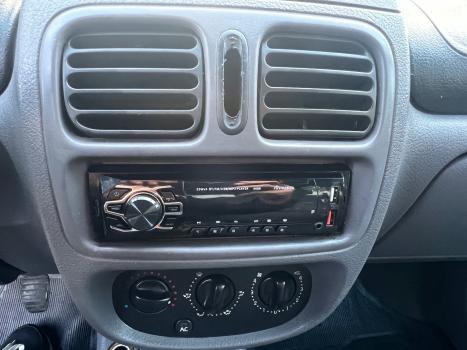 RENAULT Clio Sedan 1.0 16V 4P RT, Foto 19