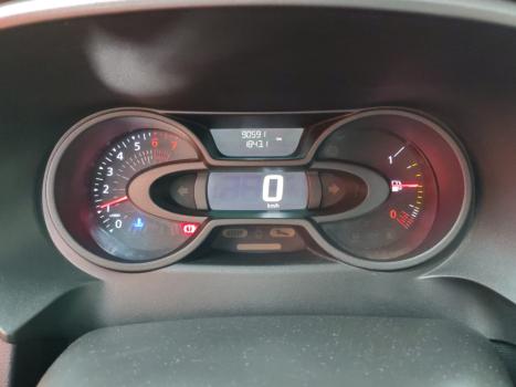 RENAULT Oroch 1.6 16V 4P FLEX INTENSE, Foto 6