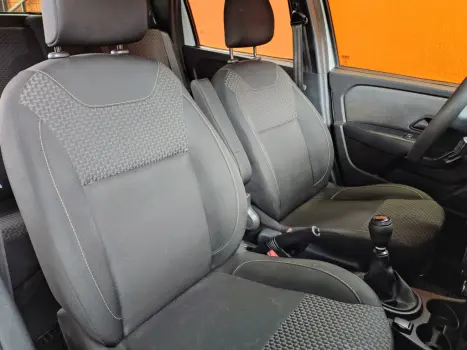 RENAULT Oroch 1.6 16V 4P FLEX INTENSE, Foto 10