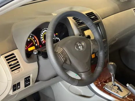 TOYOTA Corolla 2.0 16V 4P FLEX ALTIS DIRECT SHIFT AUTOMTICO CVT, Foto 6