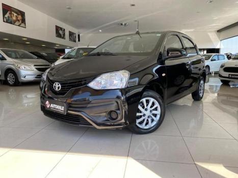 TOYOTA Etios Hatch 1.3 16V 4P FLEX, Foto 3