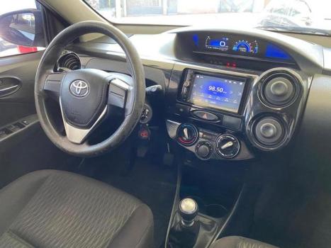 TOYOTA Etios Hatch 1.3 16V 4P FLEX, Foto 9