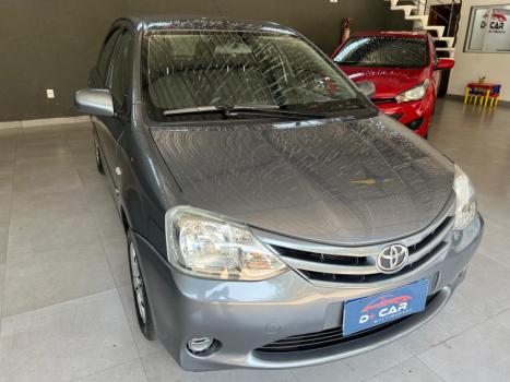 TOYOTA Etios Hatch 1.3 16V 4P FLEX XS, Foto 1