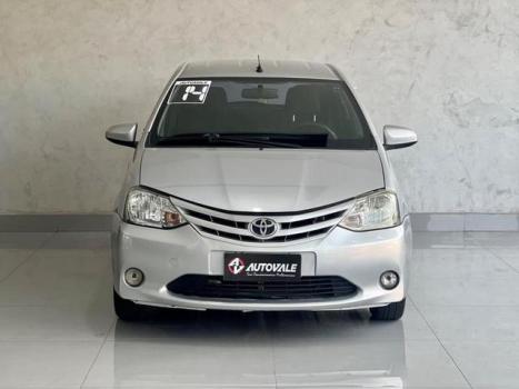 TOYOTA Etios Hatch 1.5 16V 4P FLEX XS, Foto 2