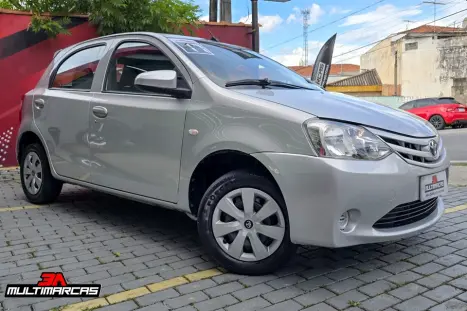 TOYOTA Etios Hatch 1.3 16V 4P FLEX X, Foto 1