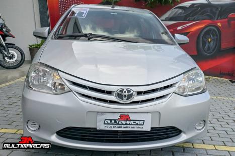 TOYOTA Etios Hatch 1.3 16V 4P FLEX X, Foto 8