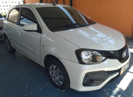 TOYOTA Etios Hatch 1.3 16V 4P FLEX X, Foto 1