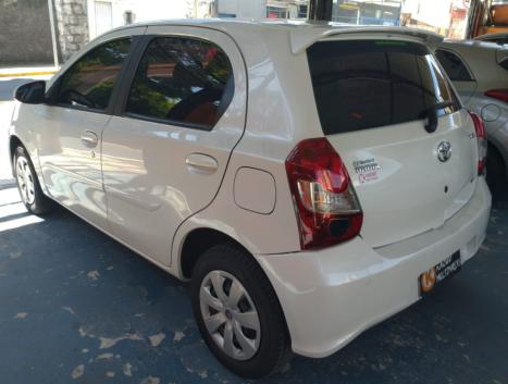 TOYOTA Etios Hatch 1.3 16V 4P FLEX X, Foto 18