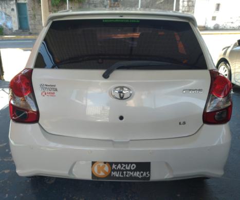 TOYOTA Etios Hatch 1.3 16V 4P FLEX X, Foto 17