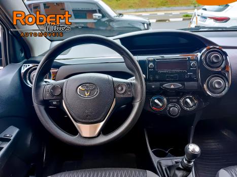 TOYOTA Etios Hatch 1.5 16V 4P FLEX XS, Foto 4