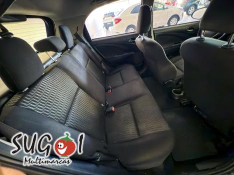 TOYOTA Etios Hatch 1.3 16V 4P FLEX X, Foto 2