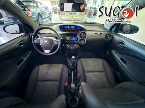 TOYOTA Etios Hatch 1.3 16V 4P FLEX X, Foto 5
