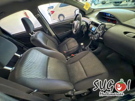 TOYOTA Etios Hatch 1.3 16V 4P FLEX X, Foto 6